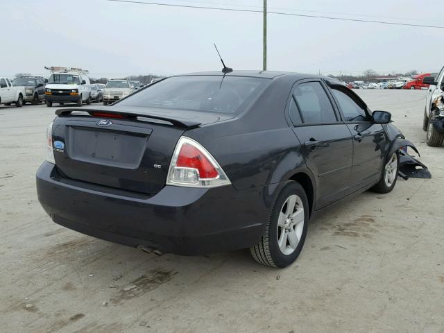 3FAHP07Z37R171263 - 2007 FORD FUSION SE BLACK photo 4