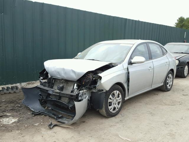 KMHDU4AD6AU176460 - 2010 HYUNDAI ELANTRA BL SILVER photo 2