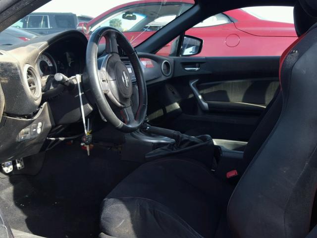 JF1ZNAA19D1702359 - 2013 TOYOTA SCION FR-S წითელი ფოტო 5