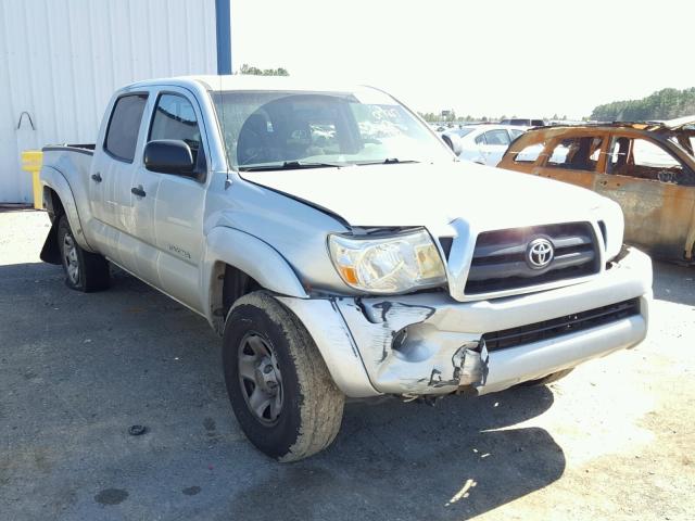 3TMKU72N58M017271 - 2008 TOYOTA TACOMA DOU SILVER photo 1