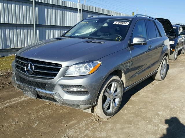 4JGDA5HB5CA043986 - 2012 MERCEDES-BENZ ML 350 4MA SILVER photo 2