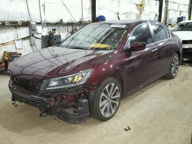 1HGCR2F55FA135058 - 2015 HONDA ACCORD SPO MAROON photo 2