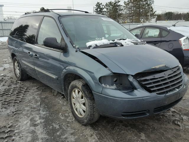 2A4GP54L46R858446 - 2006 CHRYSLER TOWN & COU GREEN photo 1