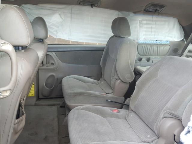 5TDZA22C74S018747 - 2004 TOYOTA SIENNA XLE GRAY photo 6