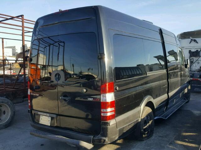 WDWPE845885272585 - 2008 DODGE SPRINTER 2 BLACK photo 4