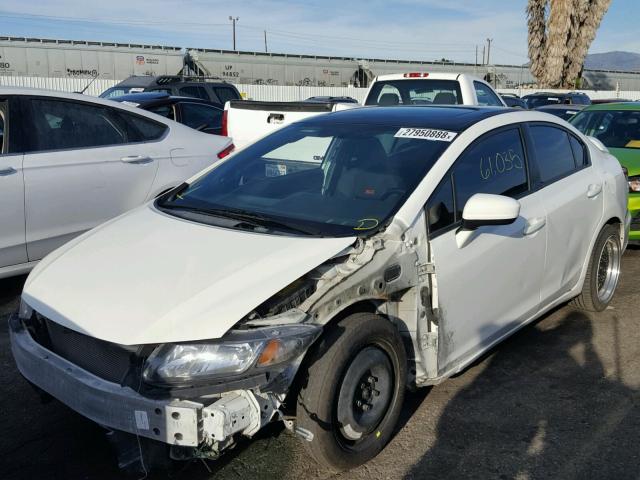 2HGFB6E59DH702946 - 2013 HONDA CIVIC SI WHITE photo 2