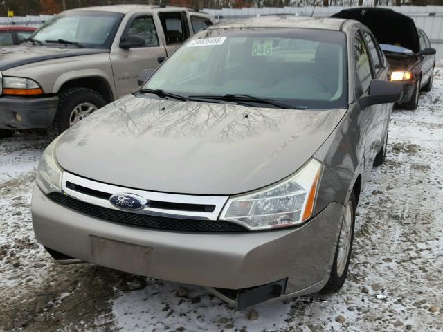 1FAHP35N88W252985 - 2008 FORD FOCUS SE GRAY photo 9