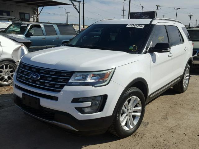 1FM5K7DH4HGC55564 - 2017 FORD EXPLORER X WHITE photo 2