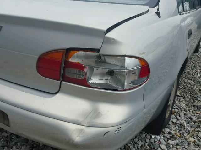 1Y1SK54831Z408355 - 2001 CHEVROLET GEO PRIZM 银色 照片 9