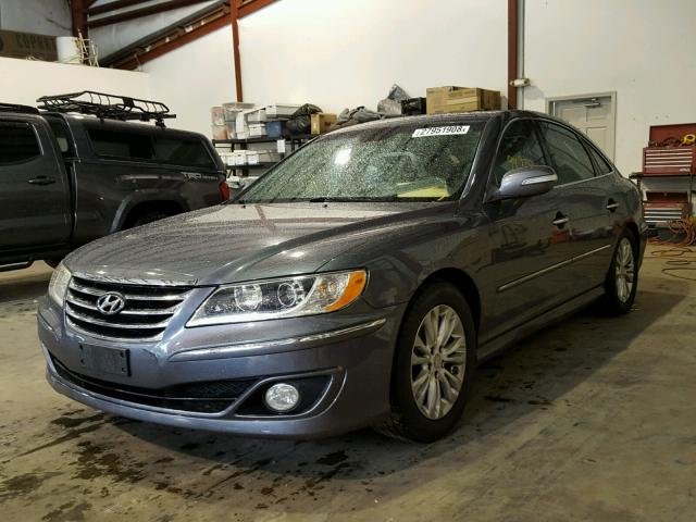 KMHFC4DF1BA530297 - 2011 HYUNDAI AZERA GLS GRAY photo 2