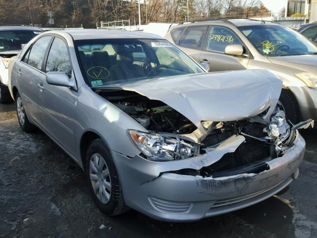 4T1BE32K35U415948 - 2005 TOYOTA CAMRY LE SILVER photo 1