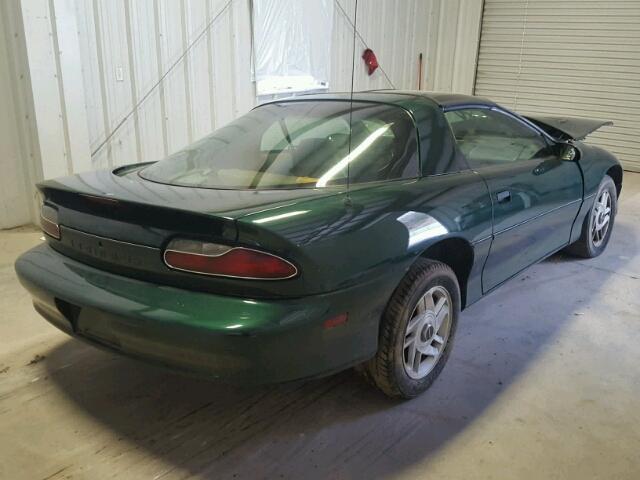 2G1FP22K0T2142697 - 1996 CHEVROLET CAMARO BAS GREEN photo 4