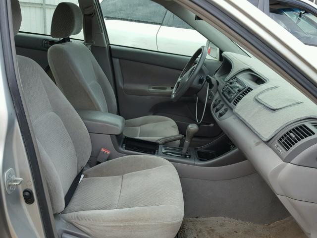 4T1BE32K23U682348 - 2003 TOYOTA CAMRY LE SILVER photo 5