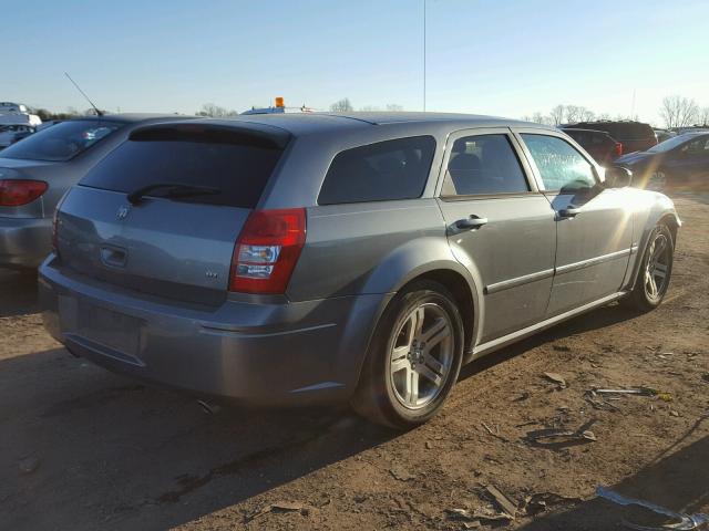 2D4GV58265H549355 - 2005 DODGE MAGNUM R/T GRAY photo 4