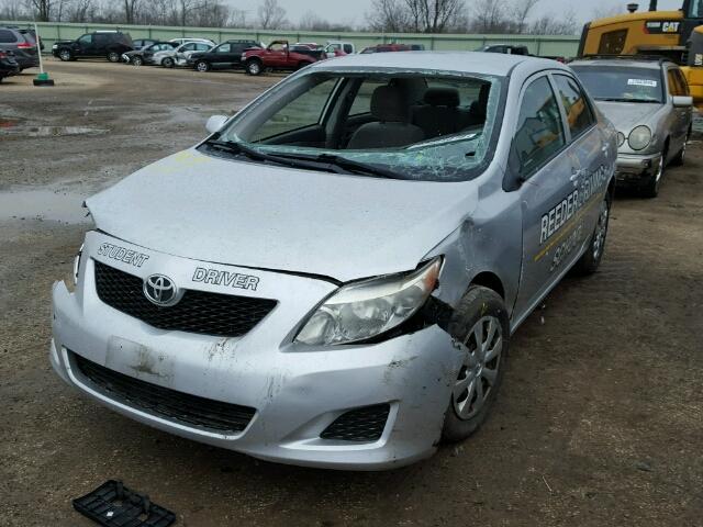 JTDBL40E69J027648 - 2009 TOYOTA COROLLA BA SILVER photo 2