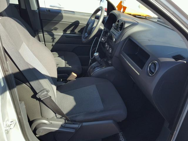 1J4NT1FA7BD155461 - 2011 JEEP COMPASS SP SILVER photo 5