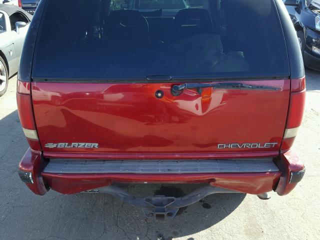 1GNCS13W1V2103928 - 1997 CHEVROLET BLAZER RED photo 9