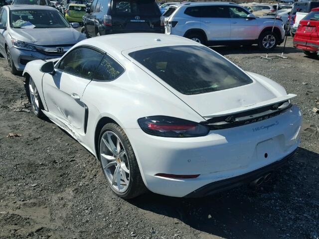 WP0AB2A85HS285387 - 2017 PORSCHE CAYMAN S WHITE photo 3