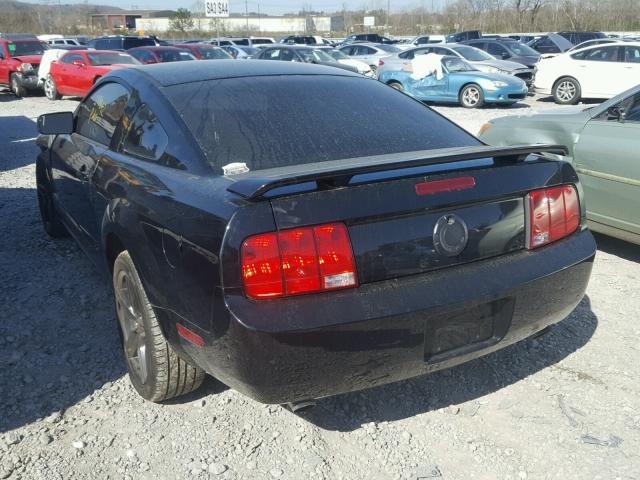 1ZVFT80NX65246400 - 2006 FORD MUSTANG BLACK photo 3