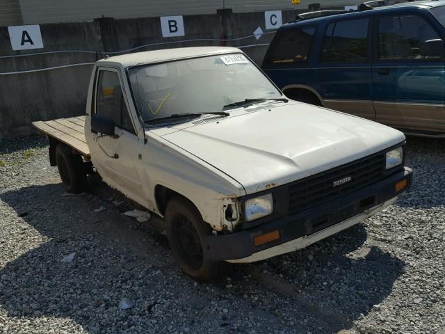 JT4RN55E8E0045737 - 1984 TOYOTA PICKUP 3/4 WHITE photo 1