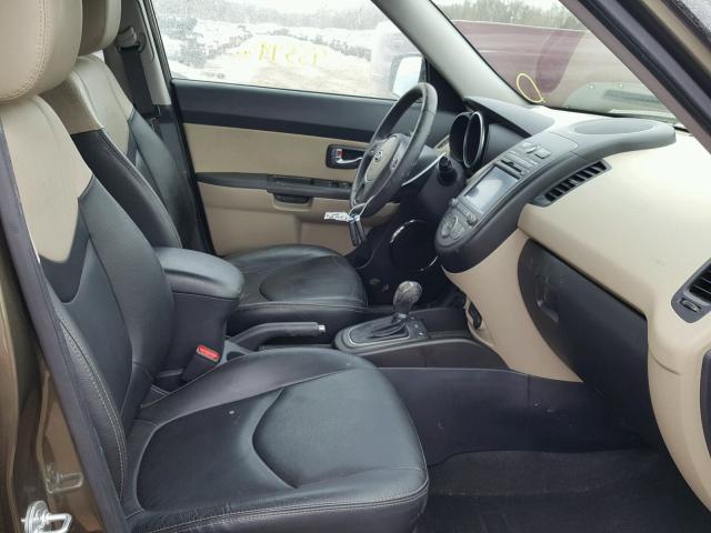 KNDJT2A67C7442053 - 2012 KIA SOUL + GREEN photo 5