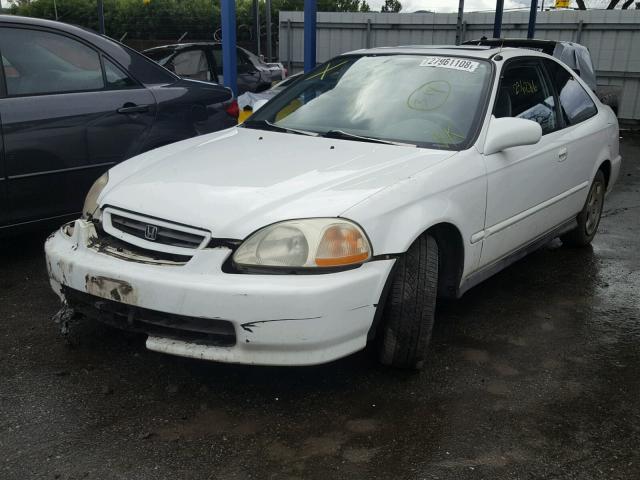 1HGEJ8248WL021351 - 1998 HONDA CIVIC EX WHITE photo 2