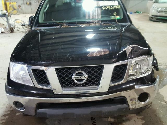 1N6AD0CW7BC417588 - 2011 NISSAN FRONTIER S BLACK photo 7
