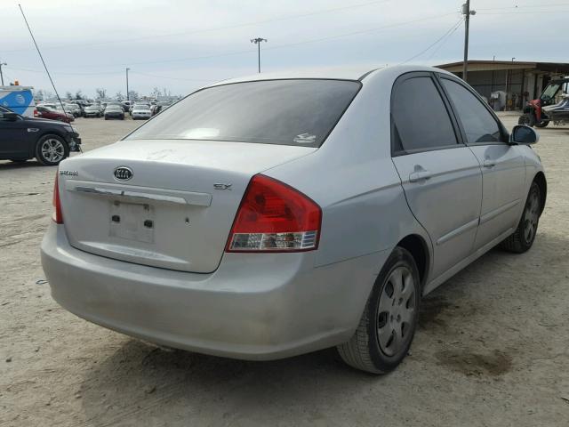 KNAFE122X85579090 - 2008 KIA SPECTRA EX SILVER photo 4