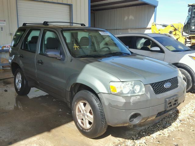 1FMYU02Z65KC05865 - 2005 FORD ESCAPE XLS GRAY photo 1