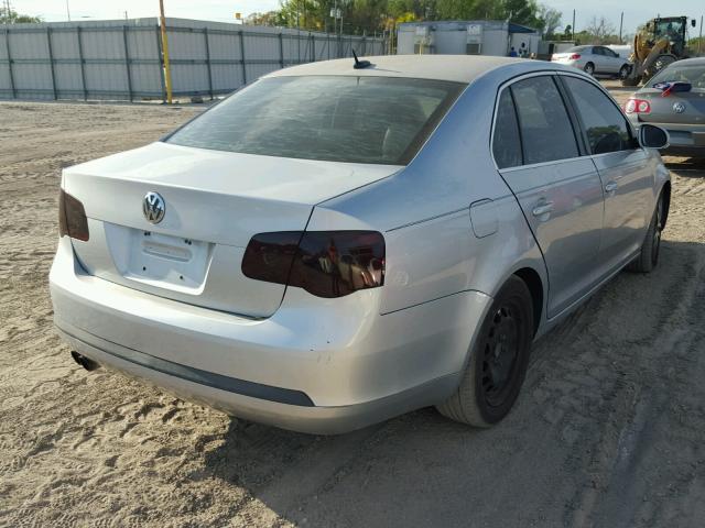 3VWSF71K66M759755 - 2006 VOLKSWAGEN JETTA 2.5 SILVER photo 4