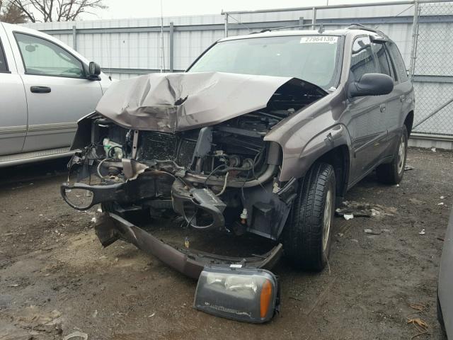 1GNDT13SX82214822 - 2008 CHEVROLET TRAILBLAZE GRAY photo 2