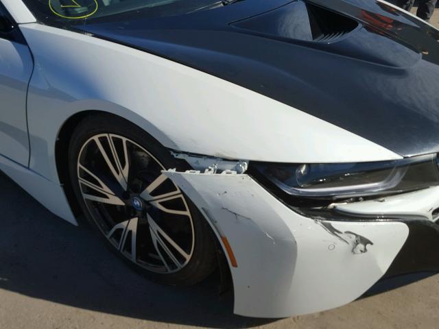 WBY2Z2C58FV392527 - 2015 BMW I8 WHITE photo 9