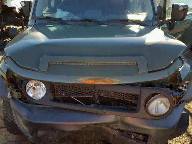 JTEBU4BF6AK097373 - 2010 TOYOTA FJ CRUISER GREEN photo 7