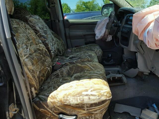 3D7KU28D44G136400 - 2004 DODGE RAM 2500 S შავი ფოტო 5