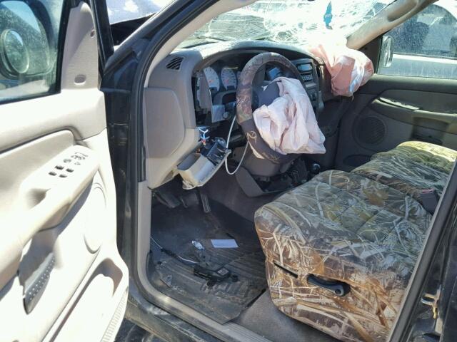 3D7KU28D44G136400 - 2004 DODGE RAM 2500 S შავი ფოტო 9