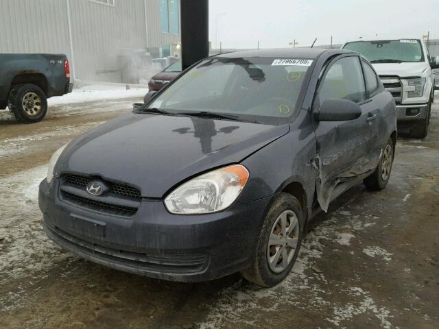 KMHCN35C19U127859 - 2009 HYUNDAI ACCENT SE GRAY photo 2