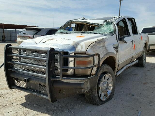 1FTSW2BR7AEA45746 - 2010 FORD F250 SUPER WHITE photo 2