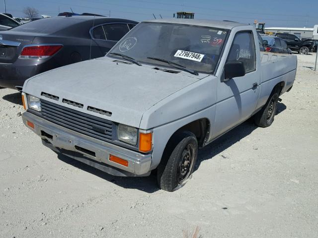 1N6ND11S7KC304795 - 1989 NISSAN D21 SHORT GRAY photo 2