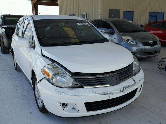 3N1BC13E79L419026 - 2009 NISSAN VERSA S WHITE photo 1