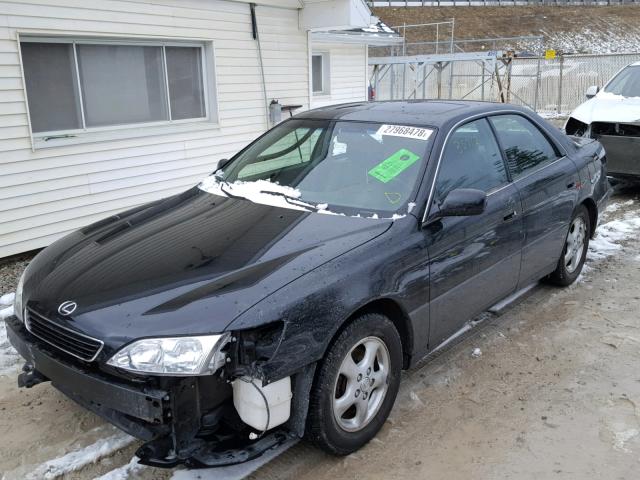 JT8BF28G6X0231322 - 1999 LEXUS ES 300 BLACK photo 2