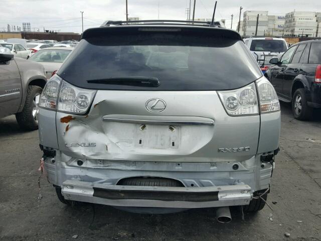 2T2GA31U75C041801 - 2005 LEXUS RX 330 SILVER photo 9