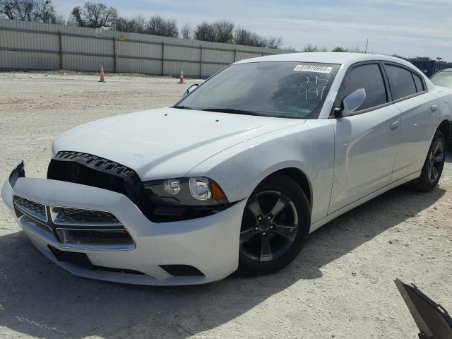 2C3CDXBG2EH275459 - 2014 DODGE CHARGER SE WHITE photo 2