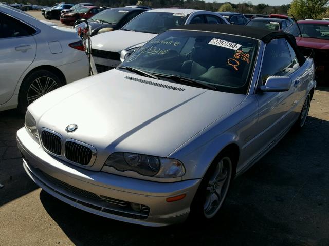 WBABS53493JU98810 - 2003 BMW 330 CI SILVER photo 2