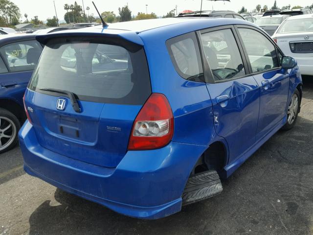 JHMGD38608S043667 - 2008 HONDA FIT SPORT BLUE photo 4