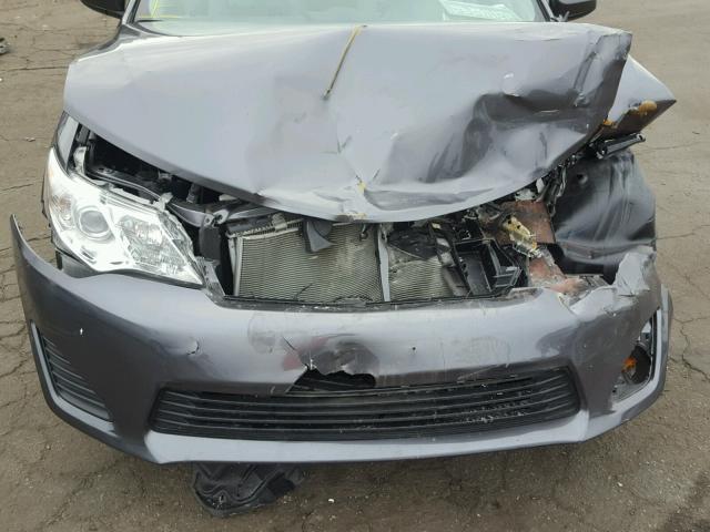 4T4BF1FK9ER405569 - 2014 TOYOTA CAMRY L GRAY photo 7