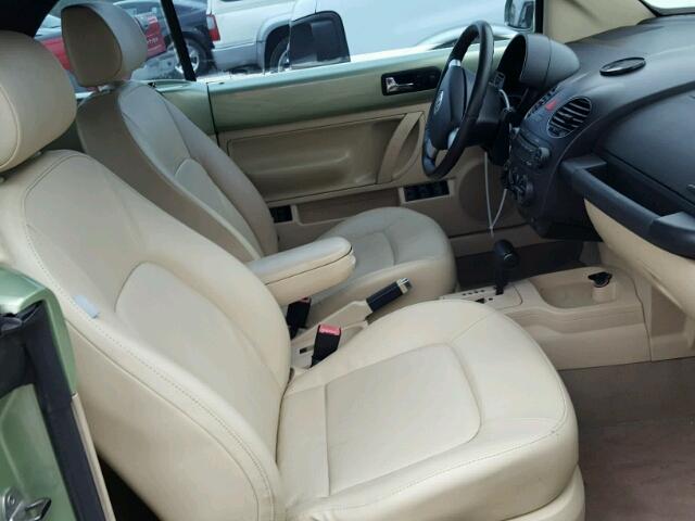 3VWRG31Y28M414847 - 2008 VOLKSWAGEN NEW BEETLE GREEN photo 5