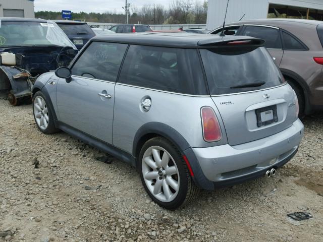 WMWRE33443TD63767 - 2003 MINI COOPER S SILVER photo 3