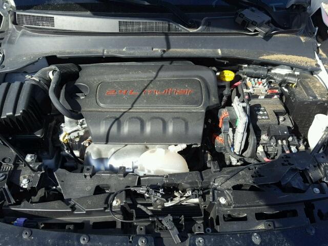 3C4NJCAB9JT105435 - 2018 JEEP COMPASS SP WHITE photo 7