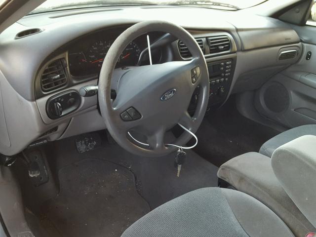 1FAFP58U32A141707 - 2002 FORD TAURUS SE GRAY photo 9