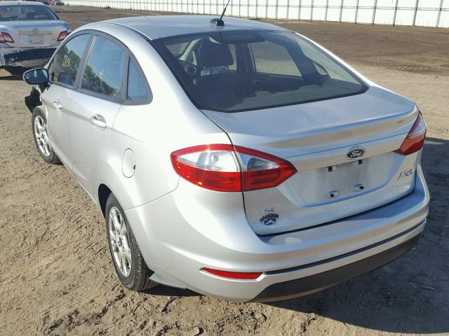 3FADP4BJ0FM219501 - 2015 FORD FIESTA SE SILVER photo 3